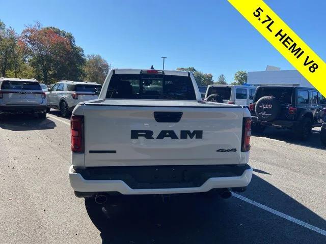 2026 Ram 1500 Big Horn Crew Cab 4x4 5'7" Box