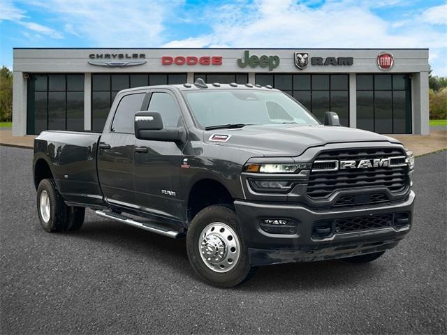 2025 RAM Ram 3500 RAM 3500 BIG HORN CREW CAB 4X4 8 BOX 2025 RAM Ram 3500 RAM 3500 BIG HORN CREW CAB 4X4 8 BOX
