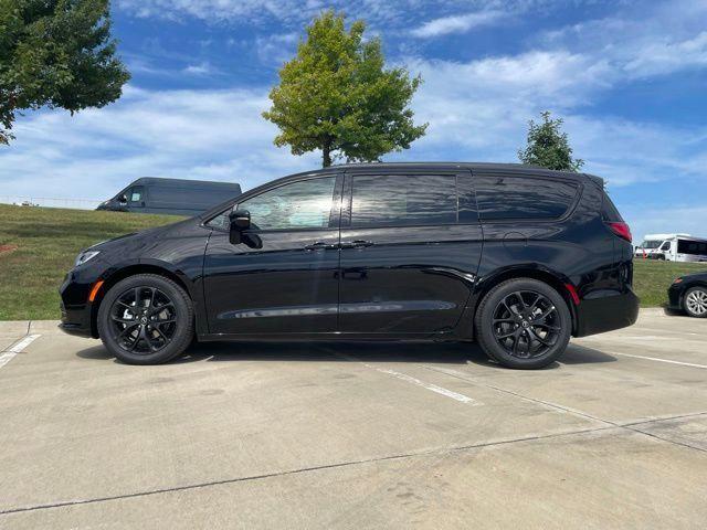 2026 Chrysler Pacifica PACIFICA LIMITED