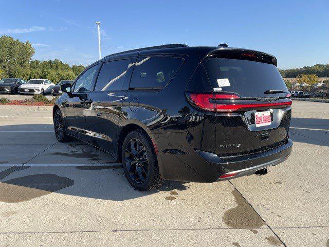 2026 Chrysler Pacifica PACIFICA LIMITED 2026 Chrysler Pacifica PACIFICA LIMITED