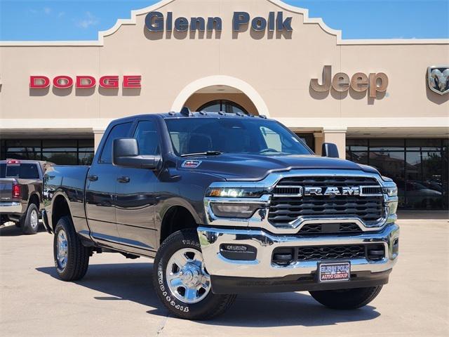 2026 RAM Ram 2500 RAM 2500 TRADESMAN CREW CAB 4X4 64 BOX