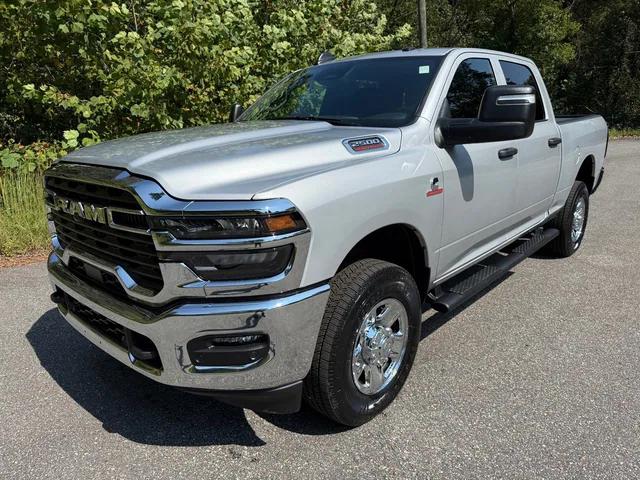 2026 RAM Ram 2500 RAM 2500 TRADESMAN CREW CAB 4X4 64 BOX