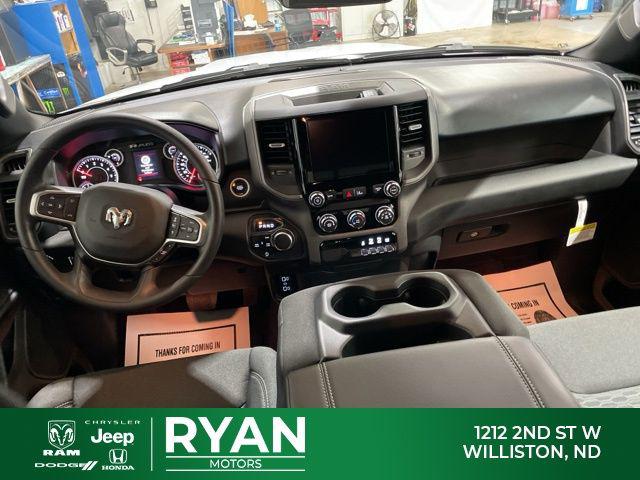 2026 RAM Ram 1500 RAM 1500 TRADESMAN CREW CAB 4X4 57 BOX