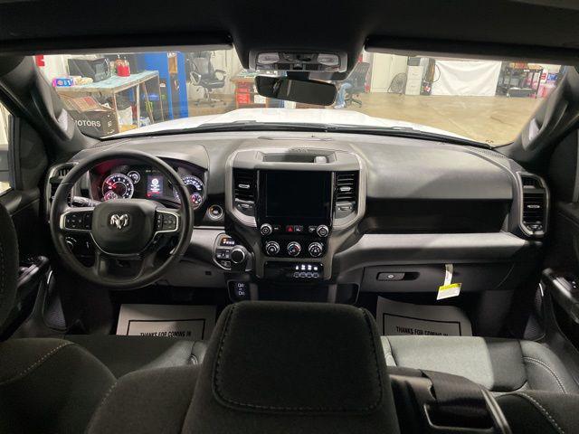 2026 RAM Ram 1500 RAM 1500 TRADESMAN CREW CAB 4X4 57 BOX 2026 RAM Ram 1500 RAM 1500 TRADESMAN CREW CAB 4X4 57 BOX