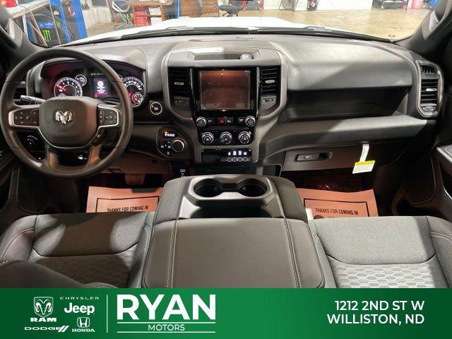2026 RAM Ram 1500 RAM 1500 TRADESMAN CREW CAB 4X4 57 BOX