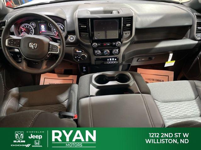 2026 RAM Ram 1500 RAM 1500 TRADESMAN CREW CAB 4X4 57 BOX