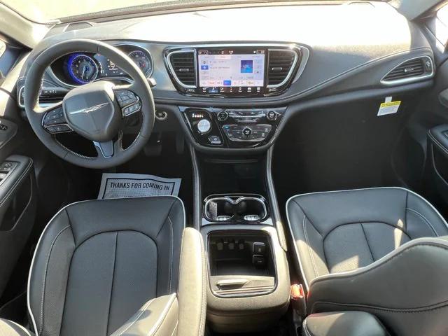 2026 Chrysler Pacifica PACIFICA LIMITED AWD