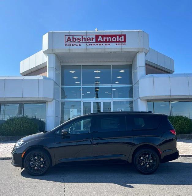 2026 Chrysler Pacifica PACIFICA LIMITED AWD