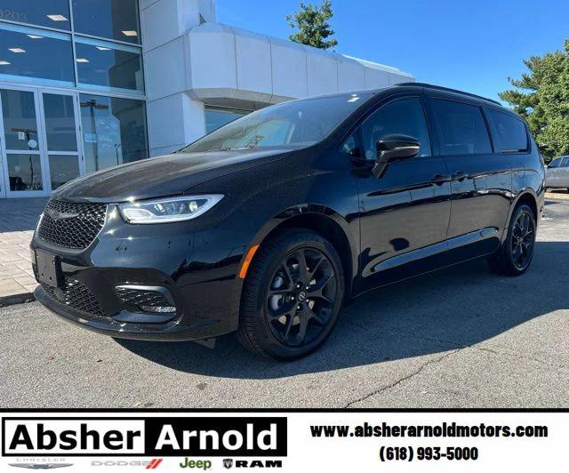 2026 Chrysler Pacifica PACIFICA LIMITED AWD