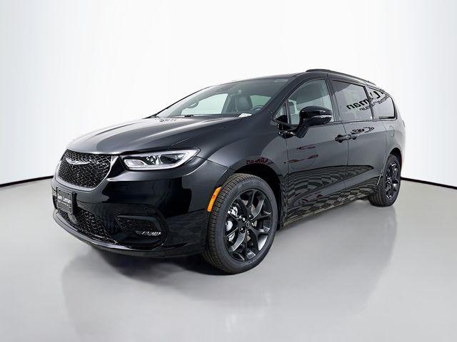 2026 Chrysler Pacifica PACIFICA LIMITED AWD