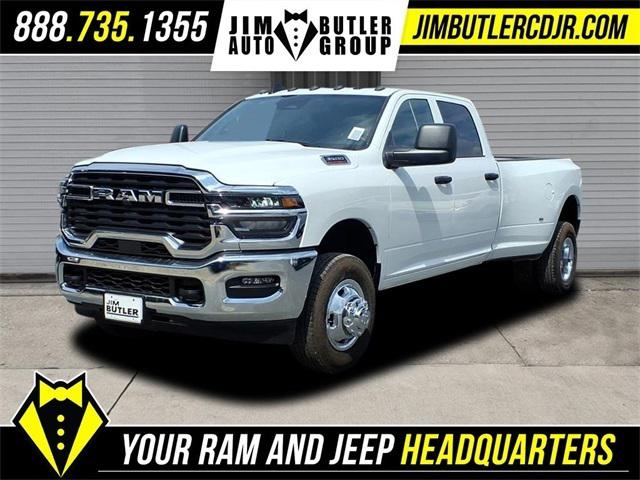 2026 RAM Ram 3500 RAM 3500 TRADESMAN CREW CAB 4X4 8 BOX