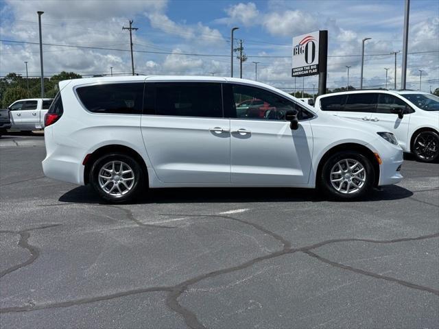 2026 Chrysler Voyager VOYAGER LX