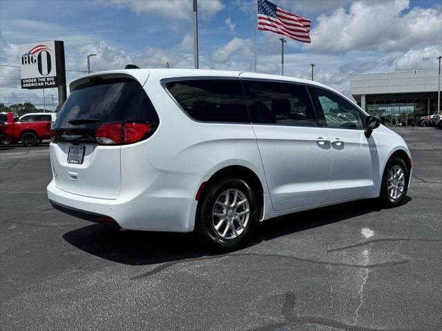 2026 Chrysler Voyager VOYAGER LX