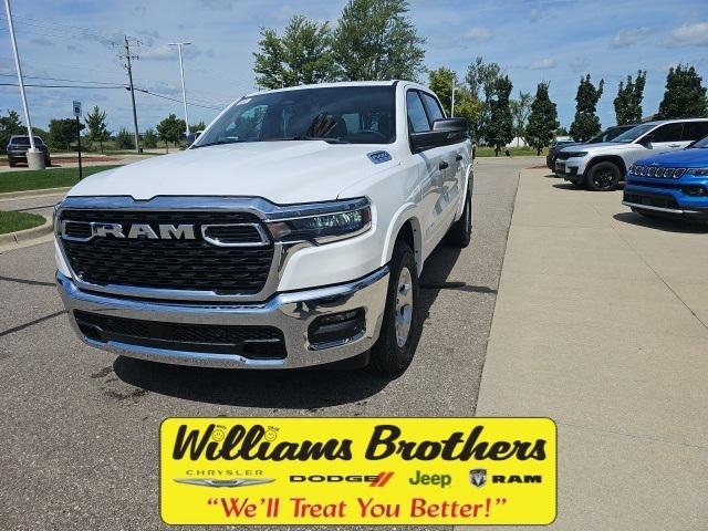 2025 RAM Ram 1500 RAM 1500 BIG HORN CREW CAB 4X4 57 BOX