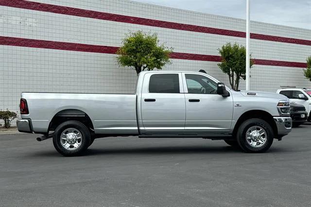 2026 RAM Ram 3500 RAM 3500 TRADESMAN CREW CAB 4X4 8 BOX 2026 RAM Ram 3500 RAM 3500 TRADESMAN CREW CAB 4X4 8 BOX