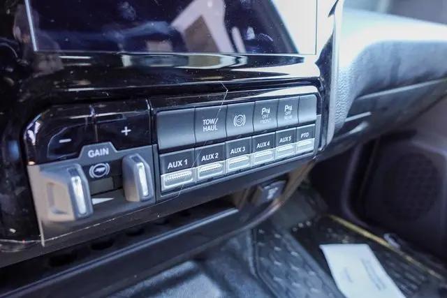 2025 Ram 5500 Tradesman/Big Horn
