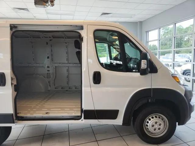 2025 Ram ProMaster Cargo Van Tradesman Low Roof 118" WB w/Pass Seat