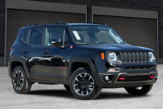 2023 Jeep Renegade Trailhawk 4x4