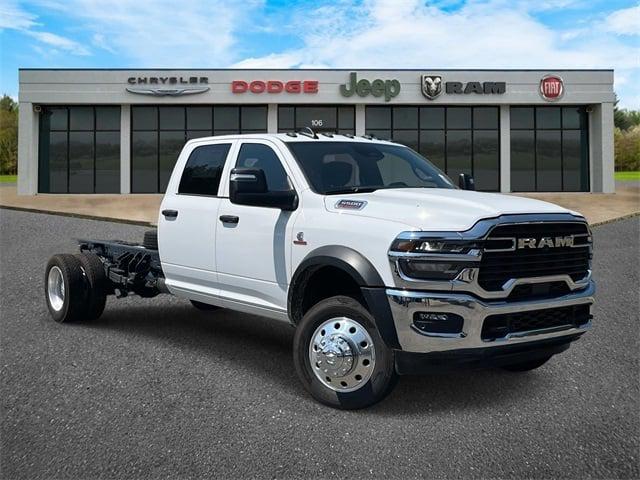 2025 RAM Ram 5500 Chassis Cab RAM 5500 TRADESMAN CHASSIS CREW CAB 4X4 84 CA