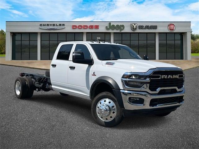 2025 RAM Ram 5500 Chassis Cab RAM 5500 TRADESMAN CHASSIS CREW CAB 4X4 84 CA