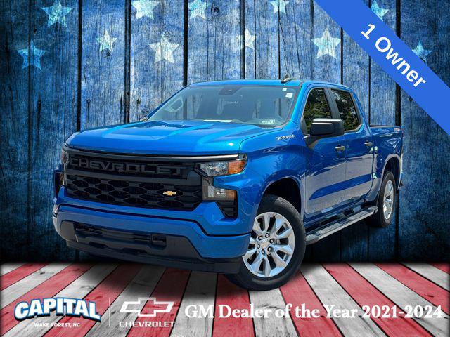 2022 Chevrolet Silverado 1500 4WD Crew Cab Short Bed Custom