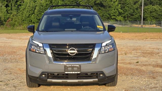 2024 Nissan Pathfinder SL 4WD