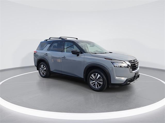 2024 Nissan Pathfinder SL 4WD