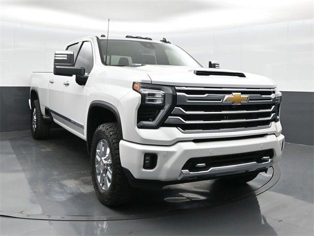 2024 Chevrolet Silverado 3500HD 4WD Crew Cab Long Bed High Country
