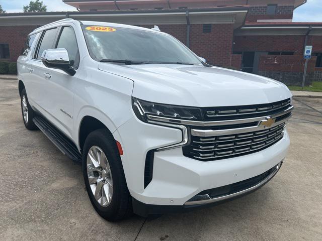 2023 Chevrolet Suburban 4WD Premier