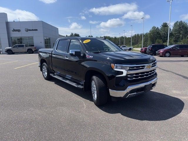 2022 Chevrolet Silverado 1500 4WD Crew Cab Short Bed LTZ
