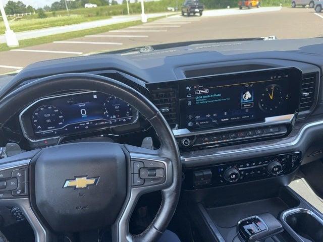 2022 Chevrolet Silverado 1500 4WD Crew Cab Short Bed LTZ
