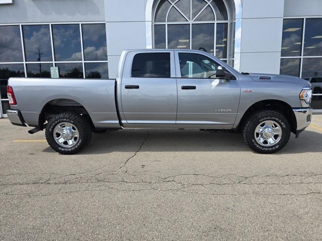 2020 RAM 2500 Tradesman Crew Cab 4X4 64 Box