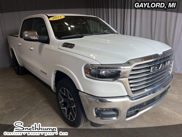 2025 RAM 1500 Laramie Crew Cab 4x4 57 Box