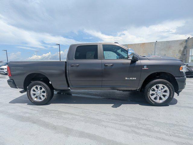 2023 RAM 3500 Laramie Crew Cab 4x4 64 Box