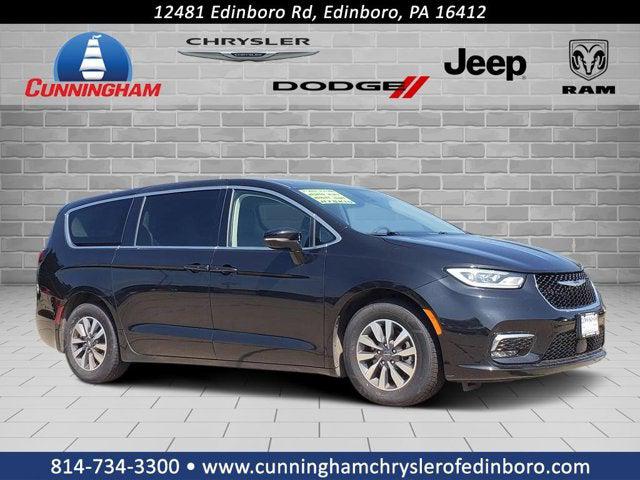 2024 Chrysler Pacifica Hybrid Select
