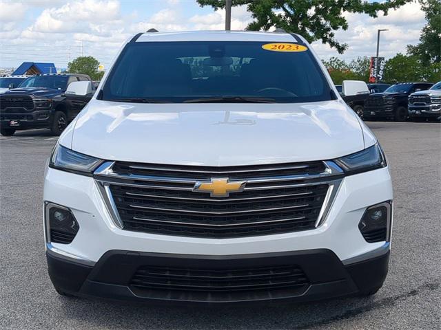 2023 Chevrolet Traverse AWD LT Leather