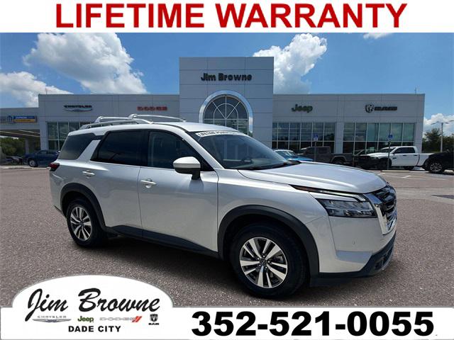 2023 Nissan Pathfinder SL 4WD