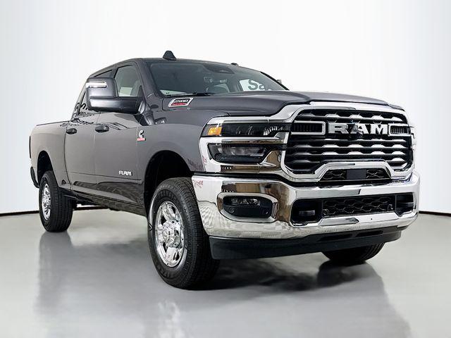 2025 RAM 2500 Big Horn Crew Cab 4x4 64 Box