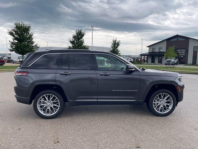 2023 Jeep Grand Cherokee Summit 4x4