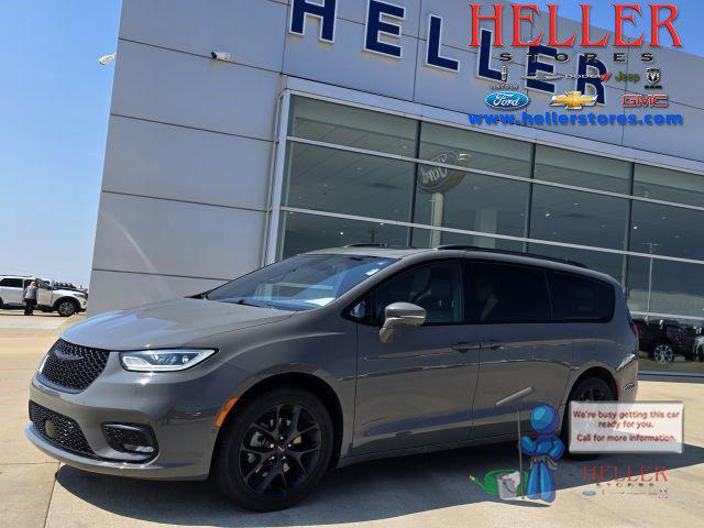 2022 Chrysler Pacifica Touring L AWD
