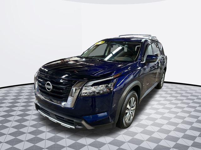 2023 Nissan Pathfinder SL 4WD