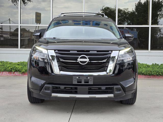 2024 Nissan Pathfinder SL FWD