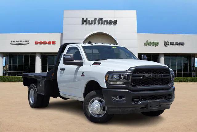 2023 RAM 3500 Tradesman Regular Cab 4x4 8 Box