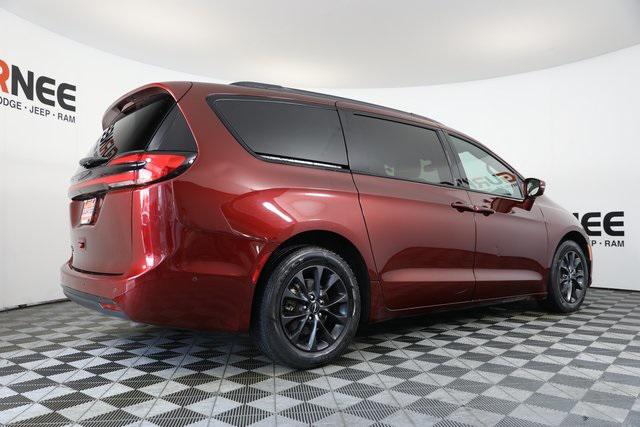 2021 Chrysler Pacifica Touring L