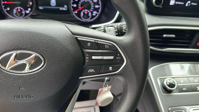 2023 Hyundai Santa Fe SE