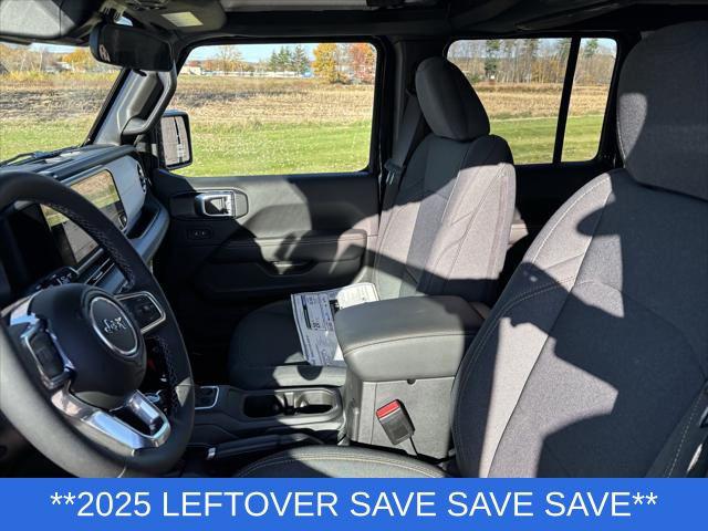 2025 Jeep Wrangler 4-Door Sahara 4x4
