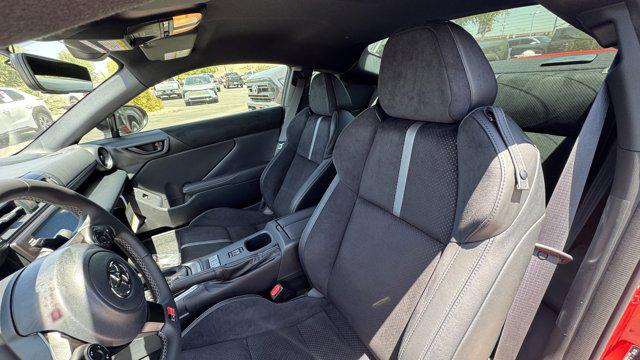 2025 Toyota GR86 Premium
