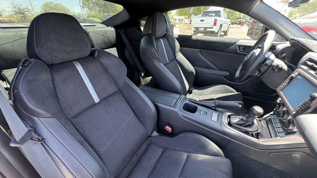 2025 Toyota GR86 Premium