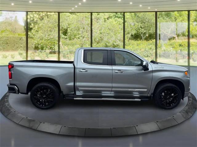 2024 Chevrolet Silverado 1500 4WD Crew Cab Short Bed High Country