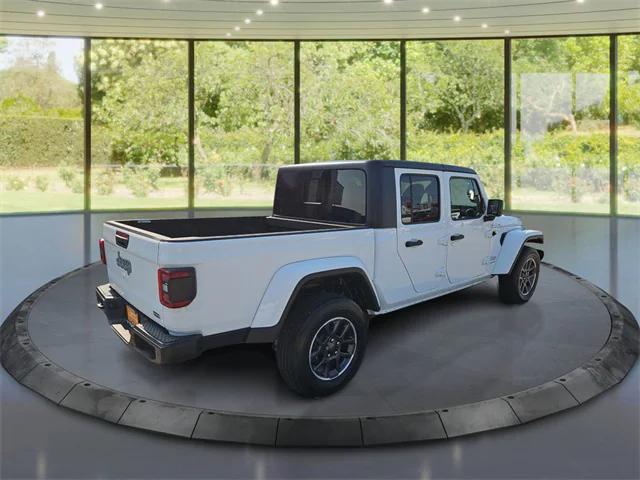 2021 Jeep Gladiator Overland 4X4
